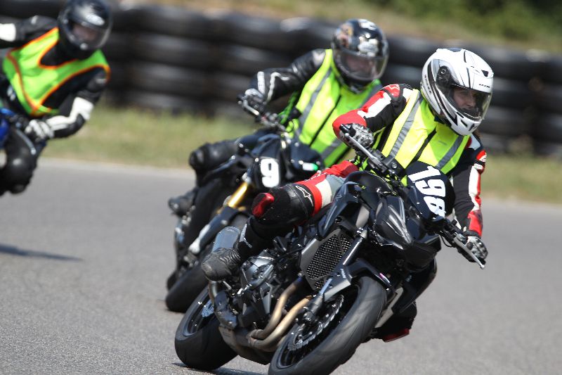 Archiv-2018/44 06.08.2018 Dunlop Moto Ride and Test Day  ADR/Strassenfahrer-Sportfahrer grün/198